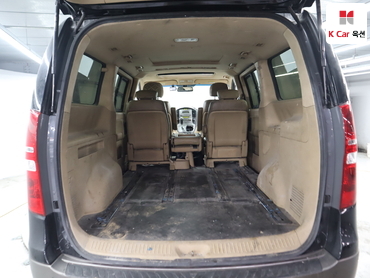 2012 - hyundai grand starex