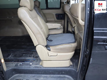 2012 - hyundai grand starex