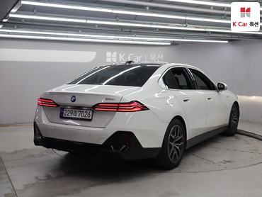 2024 - bmw 5 series