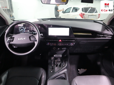 2022 - kia niro