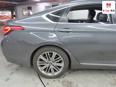 2018 - genesis g80