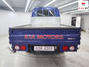 2021 - kia bongo iii