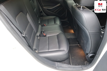 2017 - mercedes-benz a200