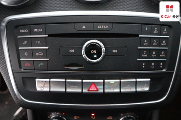 2017 - mercedes-benz a200