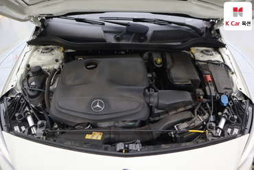 2017 - mercedes-benz a200