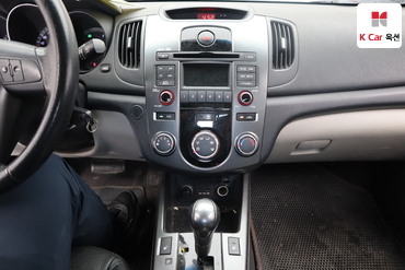2010 - kia forte