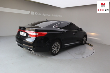 2015 - hyundai grandeur