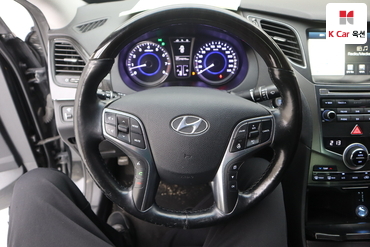 2015 - hyundai grandeur