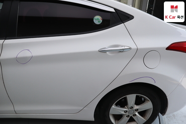 2012 - hyundai avante