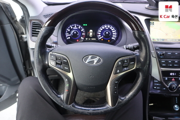 2014 - hyundai grandeur