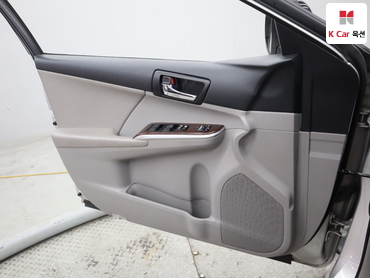 2012 - toyota camry