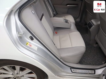 2012 - toyota camry