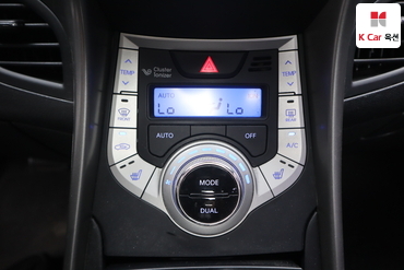 2012 - hyundai avante