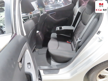 2016 - hyundai avante