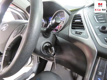2016 - hyundai avante