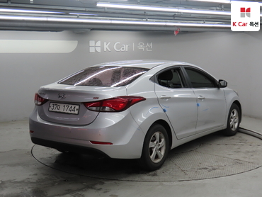 2016 - hyundai avante