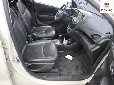 2016 - chevrolet spark