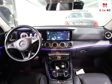 2017 - mercedes-benz e300