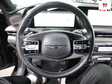 2023 - genesis g90