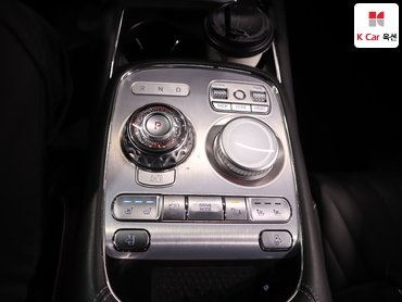 2023 - genesis g90