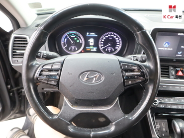 2018 - hyundai grandeur