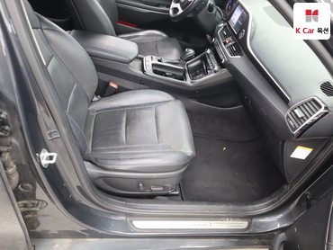2018 - hyundai grandeur