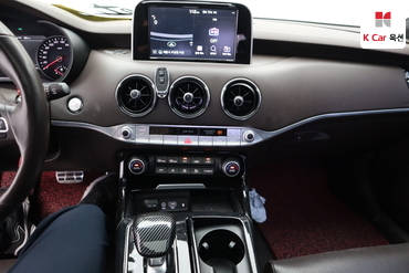 2018 - kia stinger