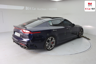 2018 - kia stinger