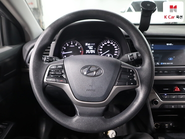 2018 - hyundai avante