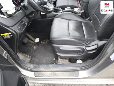 2015 - kia carens