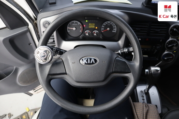 2013 - kia bongo iii