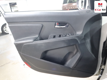 2012 - kia sportage