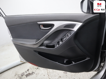 2011 - hyundai avante