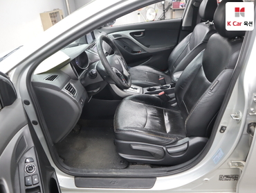 2011 - hyundai avante