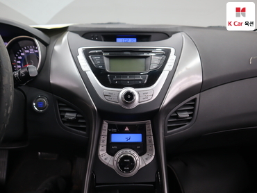 2012 - hyundai avante