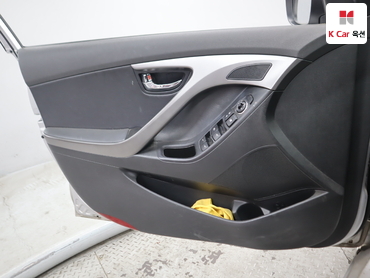 2012 - hyundai avante