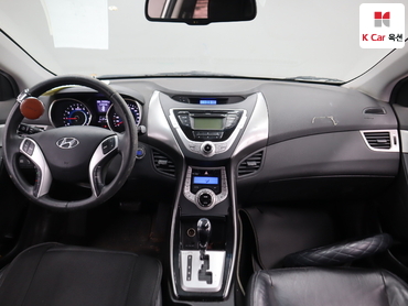 2012 - hyundai avante