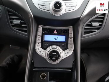 2012 - hyundai avante