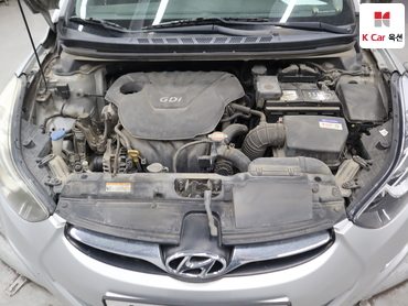 2012 - hyundai avante