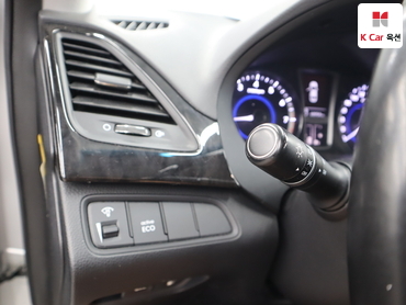 2012 - hyundai grandeur