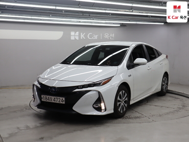 2021 - toyota prius
