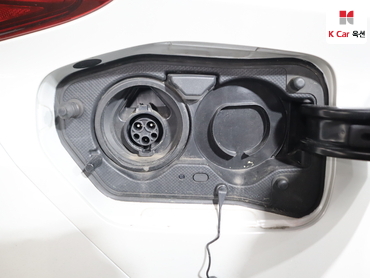 2021 - toyota prius