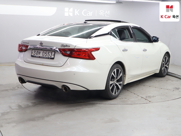 2016 - nissan maxima