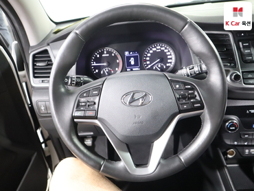 2017 - hyundai tucson