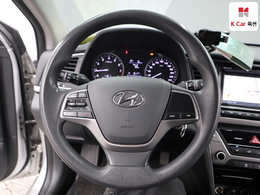2016 - hyundai avante