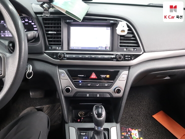 2016 - hyundai avante