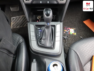 2016 - hyundai avante