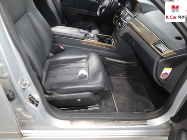 2010 - mercedes-benz e300