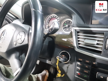 2010 - mercedes-benz e300