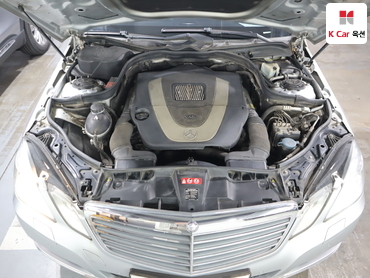 2010 - mercedes-benz e300